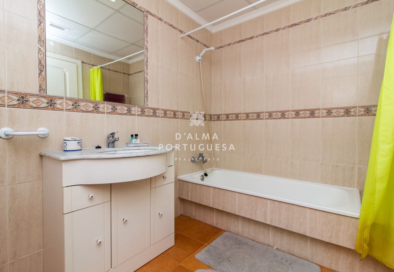 Appartement à Albufeira - Falésia Beach Apartment by D'Alma Portuguesa