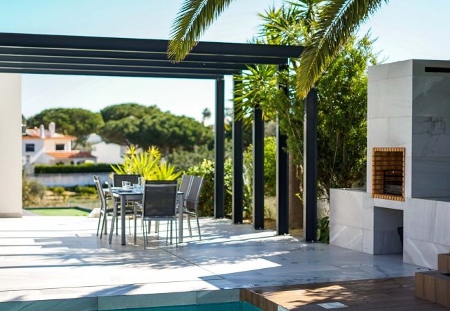 Villa à Albufeira - Villa Videira - By Dalma Portuguesa Villa à Albufeira - Villa Videira - By Dalma Portuguesa