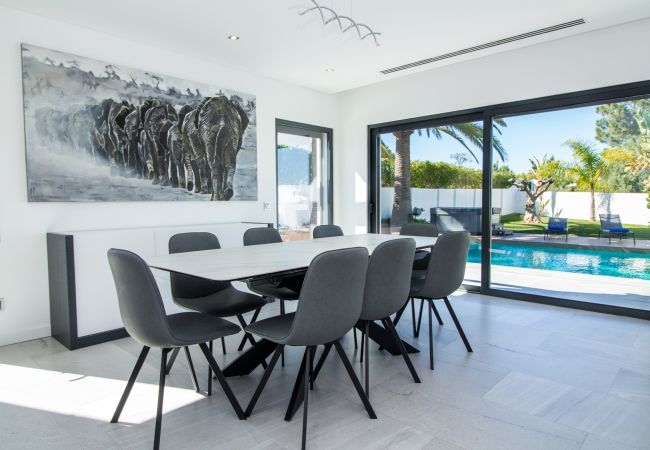 Villa à Albufeira - Villa Videira - By Dalma Portuguesa Villa à Albufeira - Villa Videira - By Dalma Portuguesa